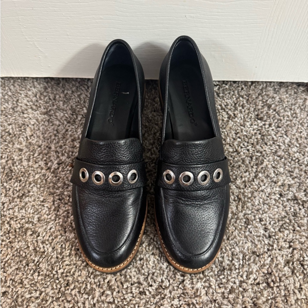 Bernardo Quiet Luxury Loafers Size 6